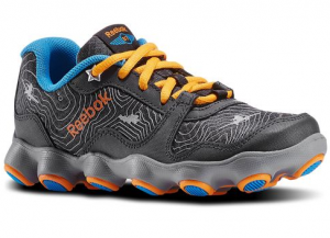 boys running shoe