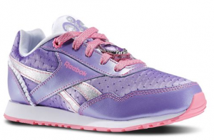 girls running shoe