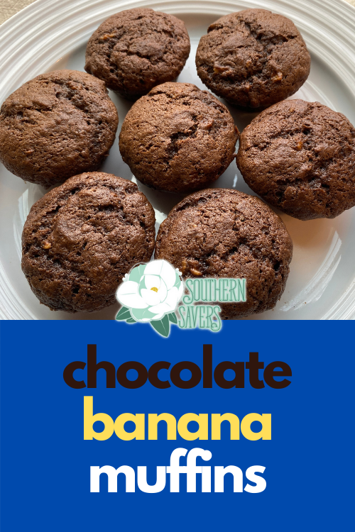 These chocolate banana muffins are a spin off a classic. They're easy to make, use basic ingredients, and they taste like brownies.
