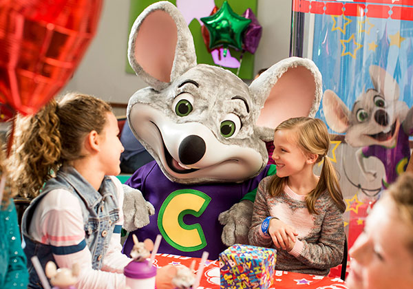 free chuck e cheese pizza 