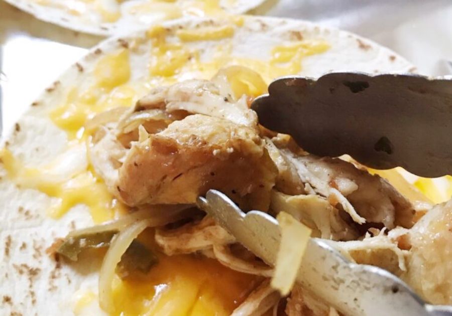 Everybody needs a quick meal they can go to on busy nights! These quick and easy chicken tacos are yummy and can easily feed a crowd.