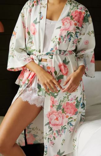 rose robe