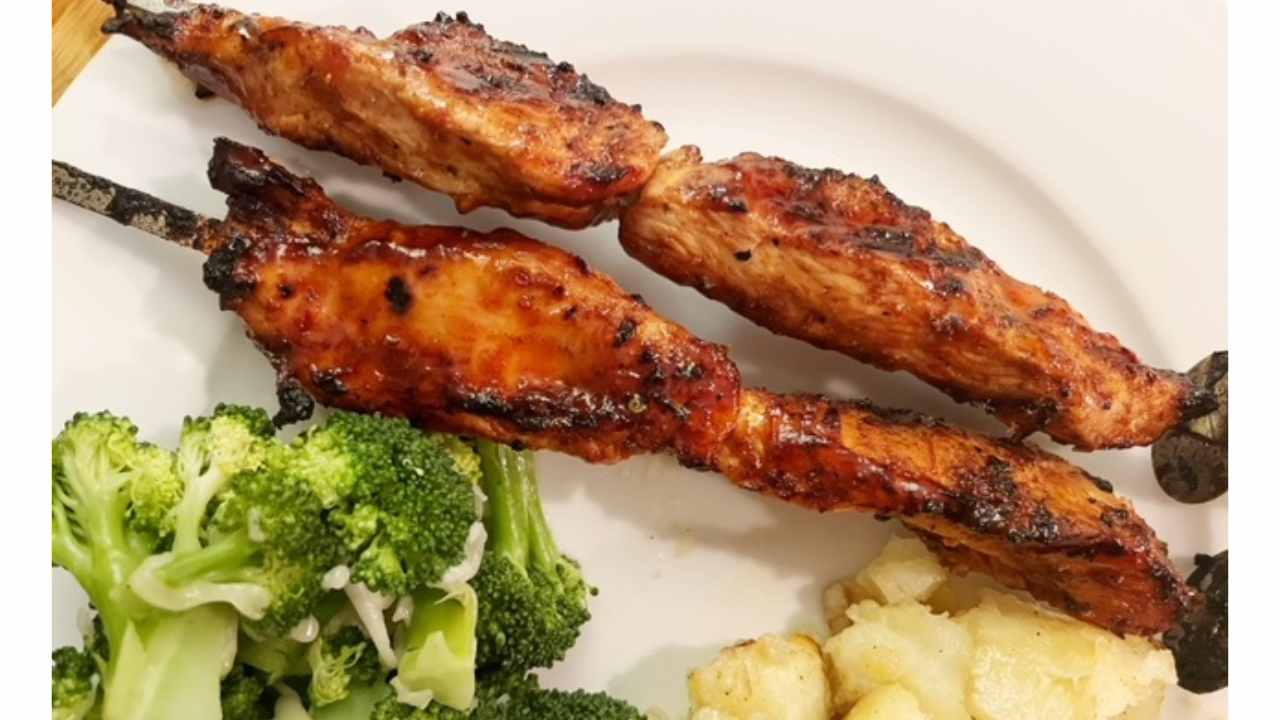 barbecue chicken skewers