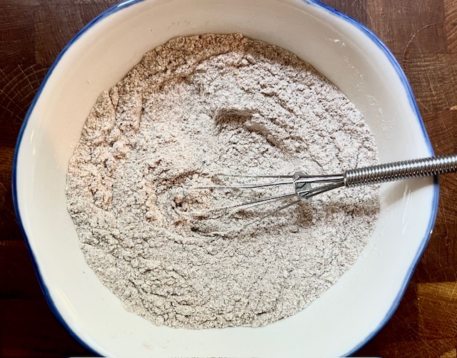 flour and spice mixture